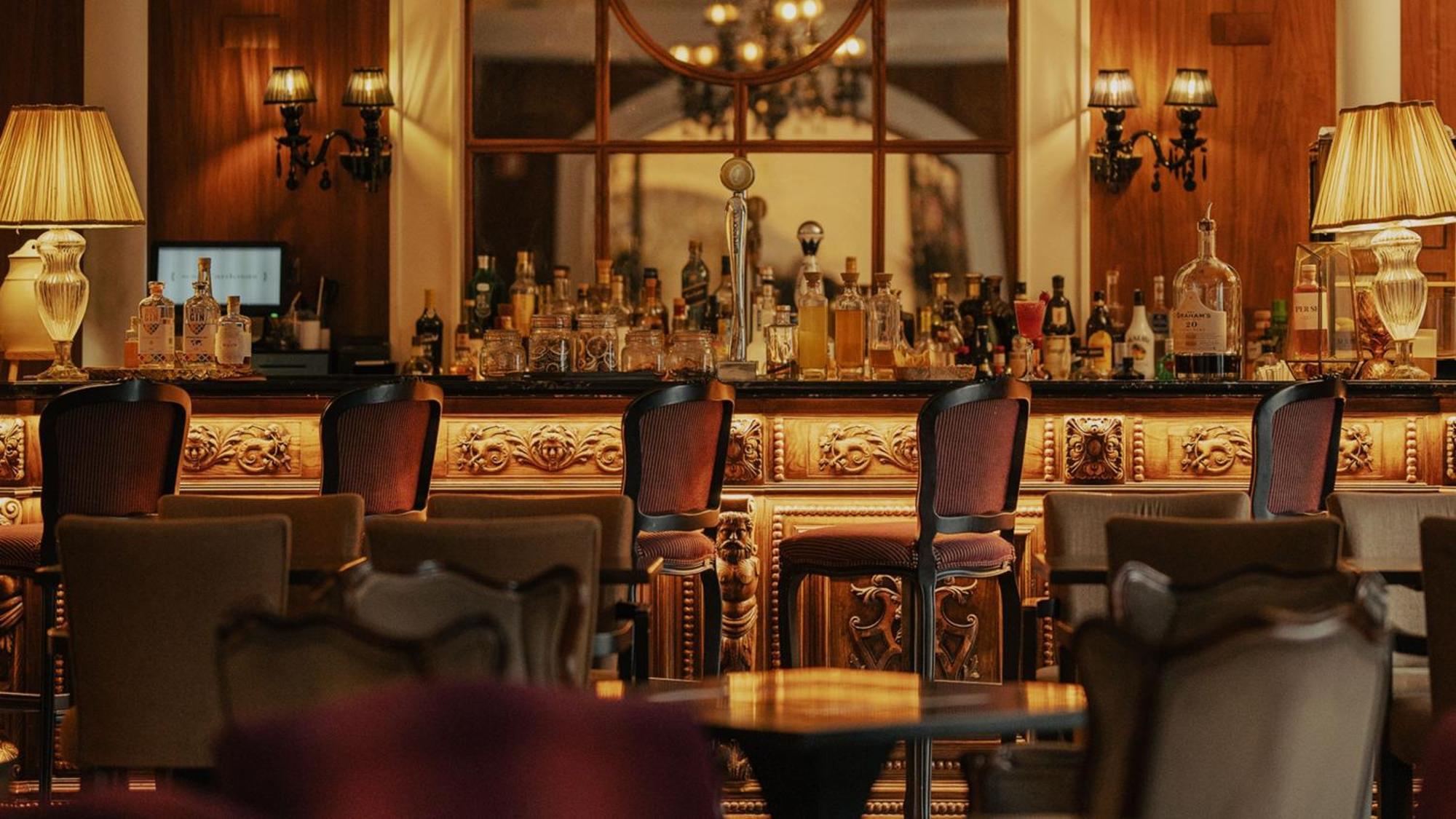 Intercontinental - Palácio Cardosas Hotel 5*